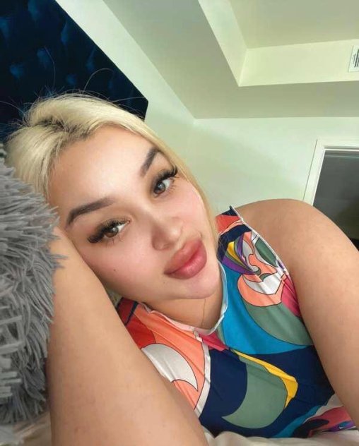 I’m available for hookup both incall and outcall service
