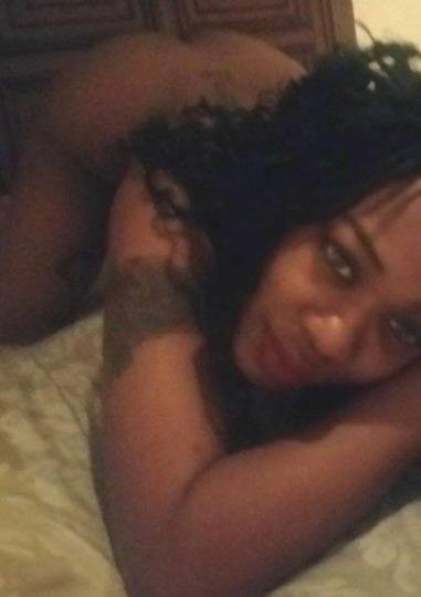 Female escort in Baltimore (Attractive Busty black Doll 