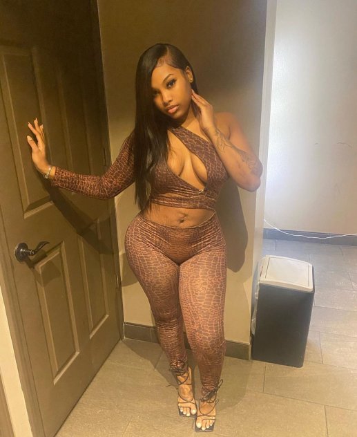 Slutty 🌹FREAKY TREAT💋
