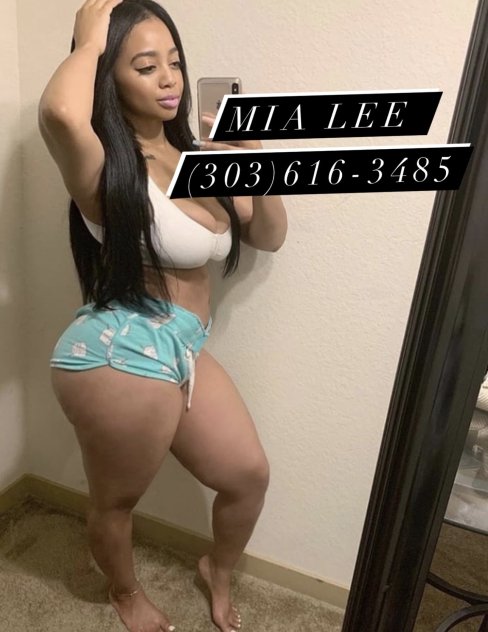 Mia Lee