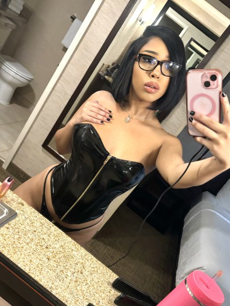 Female escort in Kansas City (Upscale Companion
) #5