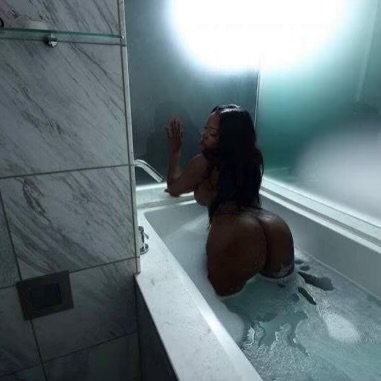 Female escort in Detroit (Belizean Nympho Vixen Party skank GF lady
) #7