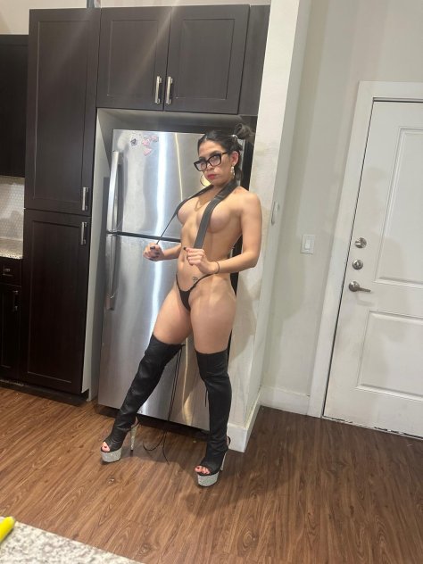 Female escort in Dallas (Hispanic de fuego
) #1