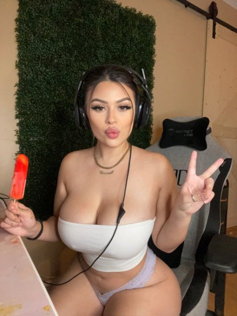 Female escort in Las Vegas (Curvy Cassie🔥
) #7