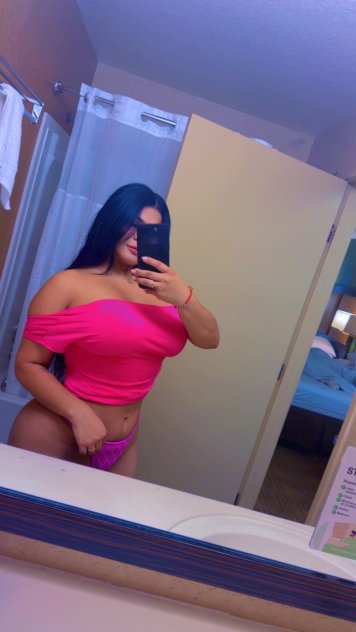 Female escort in West Palm Beach (Ardiente venezolana
) #3