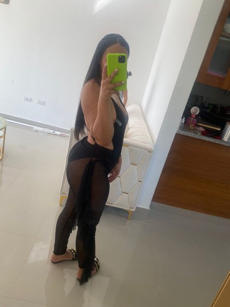 Yulianni +17162796000