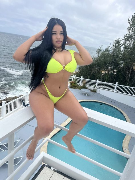 Lovely lady girlfriend lady
