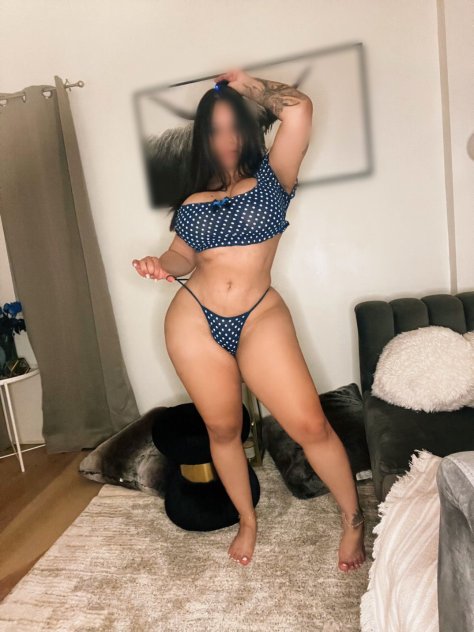 Female escort in Bronx (Hola linda hispanic
) #5