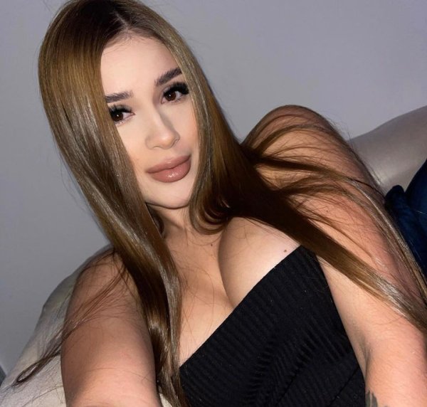 Clara 💦💧🥰