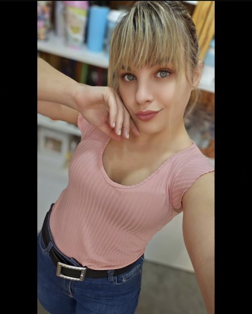 All three holes are open for maximum Telegram:@sophialyonz
