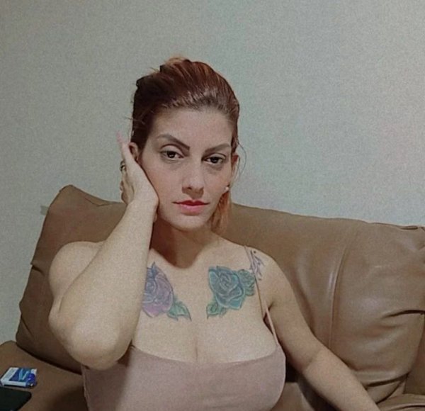 I’m available for hookup both incall and outcall service
