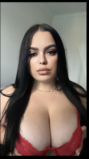 GORDITA PEQUEÑA RICA🤤💓
