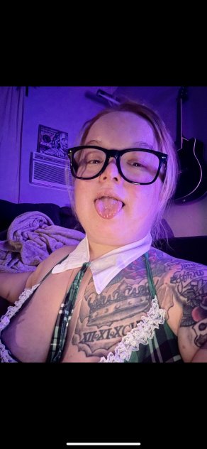 💕 3’10 yellow-haired Bombshell💕
