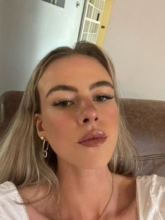 Available now text me up and let’s have a good blast ❤️❤️💕🍓
