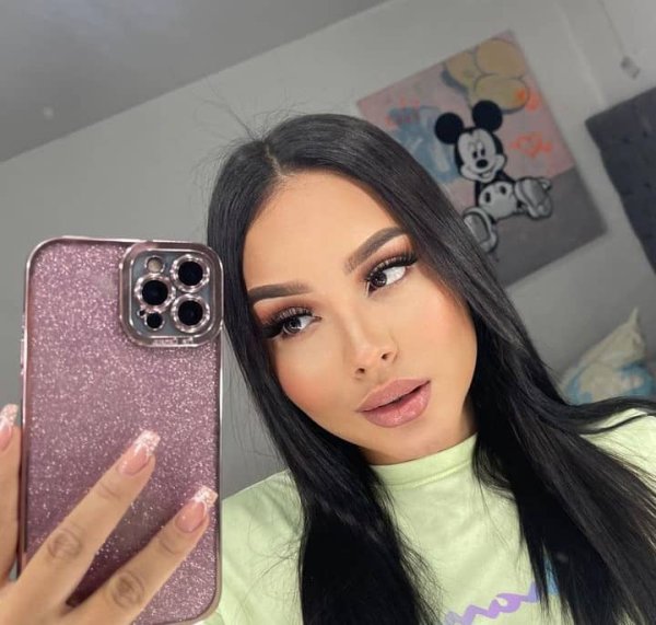 I’m available for hookup
