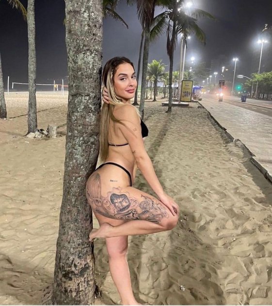 I’m available for incall,outcall,QV and party favors
