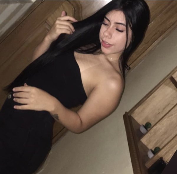 I’m available for hook up and body massage both incall and outcall ❤️
