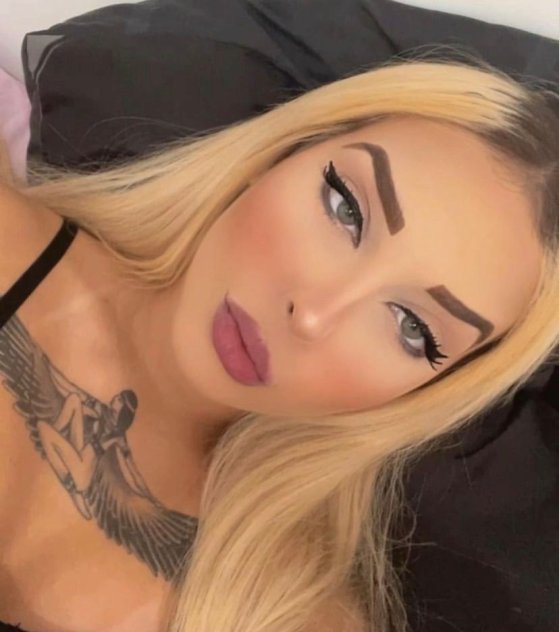 I’m available for incall,outcall,QV and party favors
