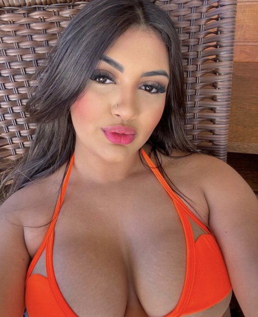 𝐈𝐯𝐚𝐧𝐚👙💗