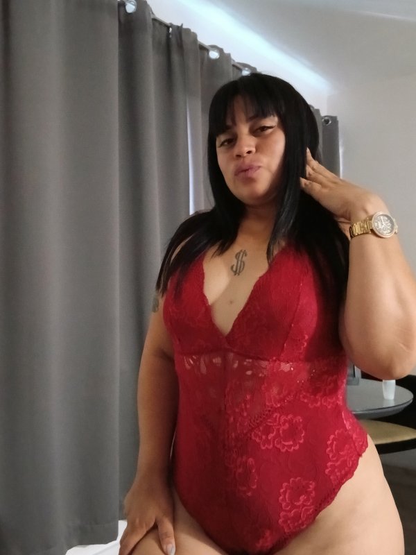 Me encanta mamar 💦 🤤 soy bien traiesa 😈🔥todo loq buscas extender s
