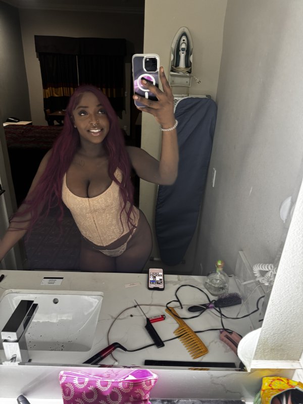 Your ATF Chocolate Queen 😍👑
