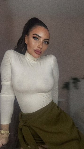 Premium lifetime available for all kinds of services 🌸100% Real
