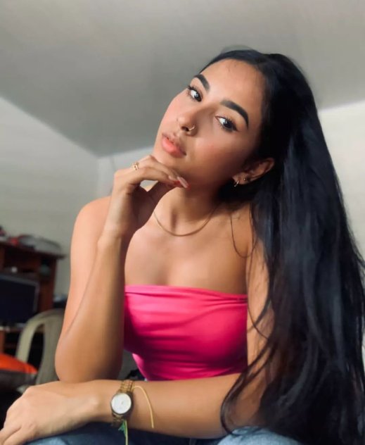 I’m a horny older chick gf woman I love squirting 💦 I Wanna fulfill yourwidest
