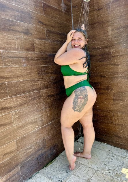 Am available for both selling of sleazy videos and Incall or outcall
