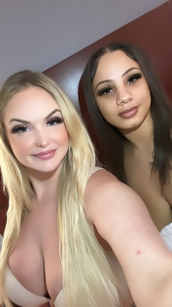 Come in Barbie let's go party
