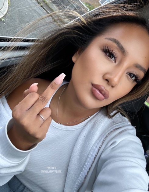 I’m available for hookup both incall and outcall❤️❤️🥰
