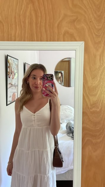 Cute and hot, ready for **** and for any romantic touch both MASSAGE
