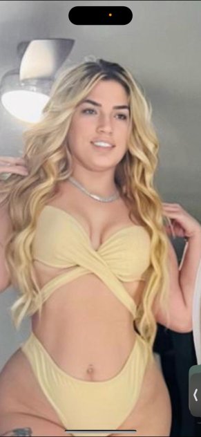 Latin fine girl girl broad
