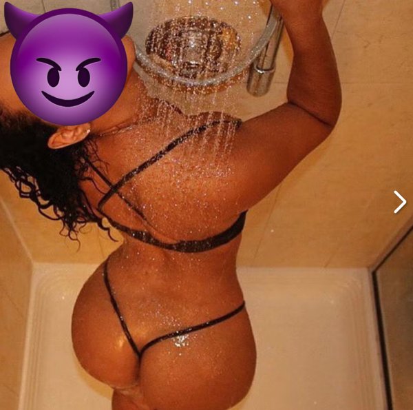 Best experience, latina Colombian
