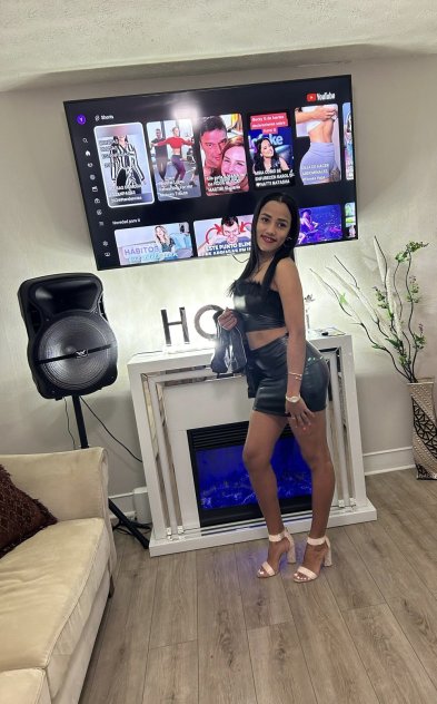 Soy una chica hispanic hot
