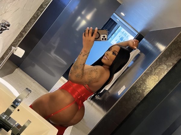 Alluring Southern Belle
