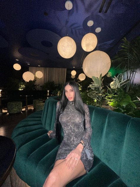 Hello available 24/7 full service 🫦
