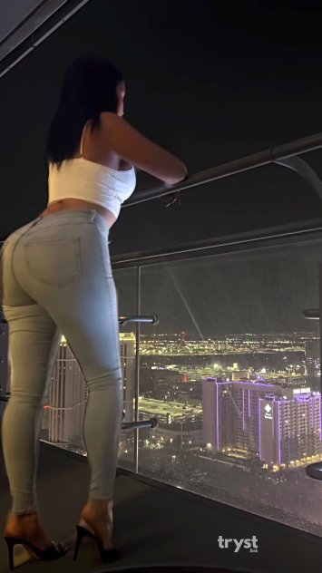 AVAILABLE FOR OUTCALL
