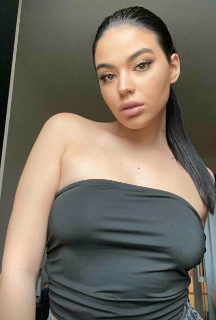 Female escort in Savannah (Hangout with the next door lady girl woman
) #2