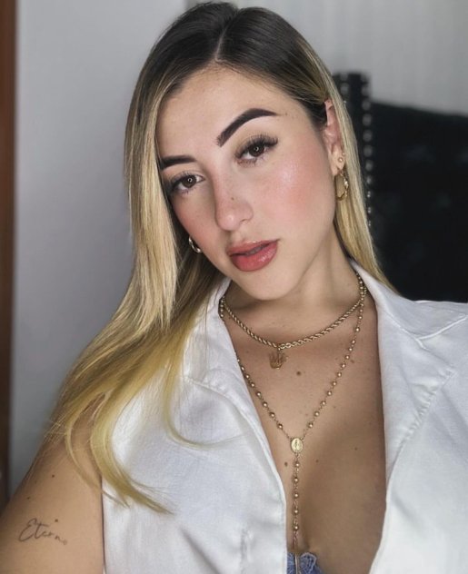 Ashley &hearts;️ kinky obsession ✨Guaranteed 5 Star ⭐
