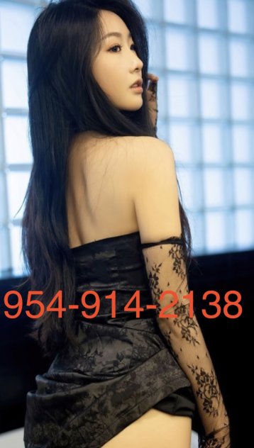 Hot charming 🎈🔥 in/out calls 🔥🎈table shower 💦 open late 🎈🔥
