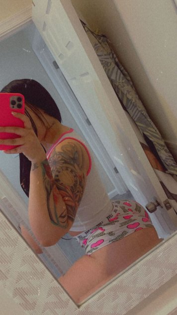 New slut gf chick Hot 🥵 Incalls and Outcalls
