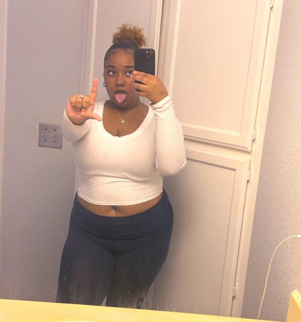 ✅AVAILABLE anytime For both incall and outcall
