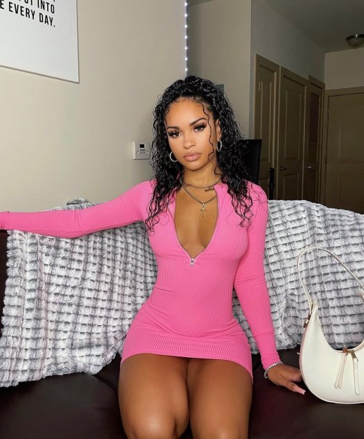 Indulge in some EXOTIC Flavor 💋🌹
