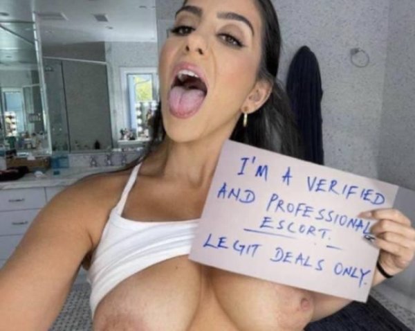 For the weekend is 55 one hour and two hours 75 I accept cash 😈😈😈 c
