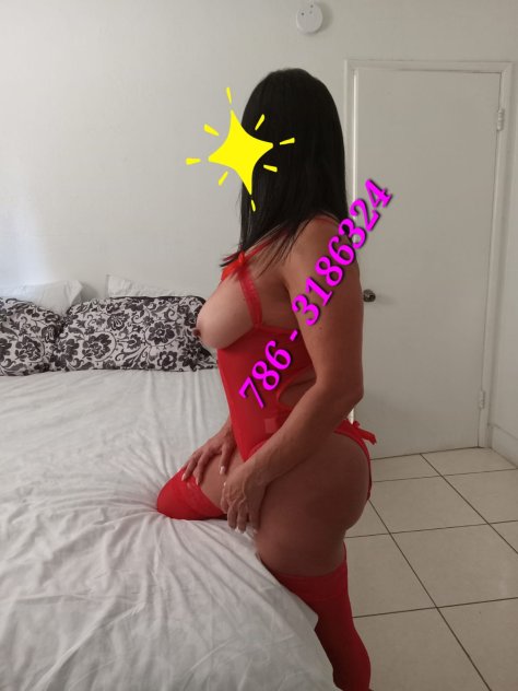 Female escort in Miami (Colombiana cute
) #6