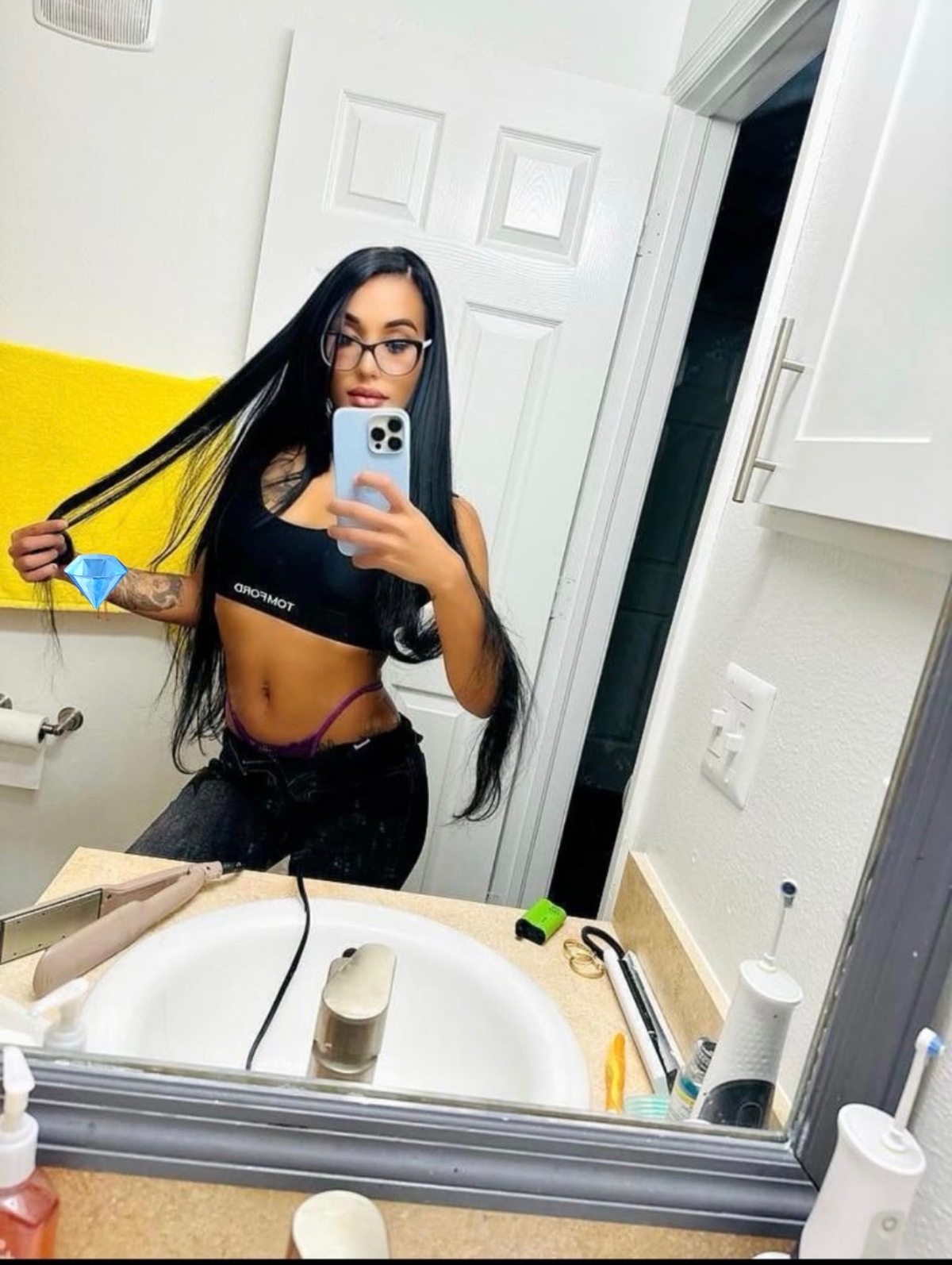 Incall and outucall hispanic cute
