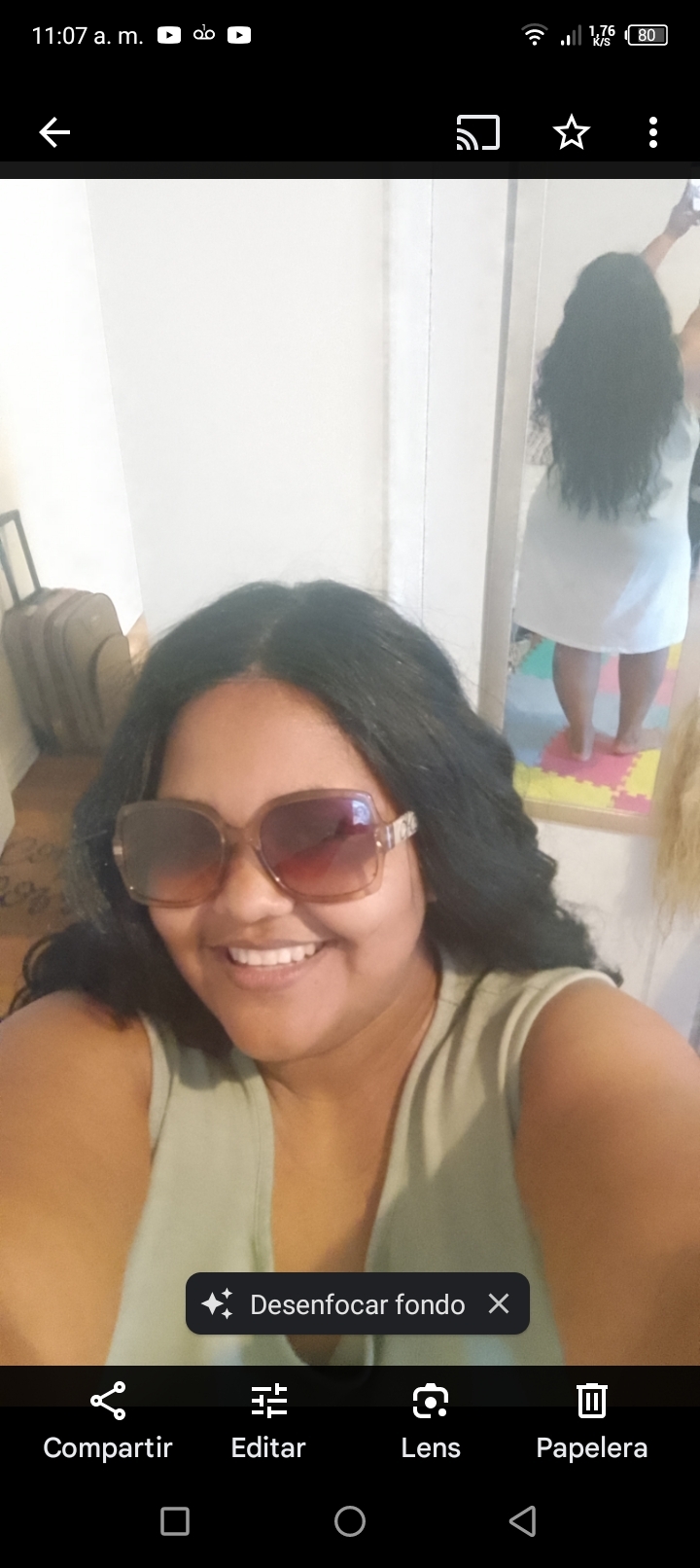 Chica nueva muy complaciente
