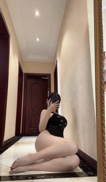 Rub, slide, explode&mdash;7082471147 (incall) / 7086787888 (outcall) 🍑🛁💦
