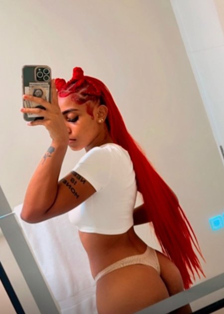 Maye available now rady foryou call me now am sweet hot ready
