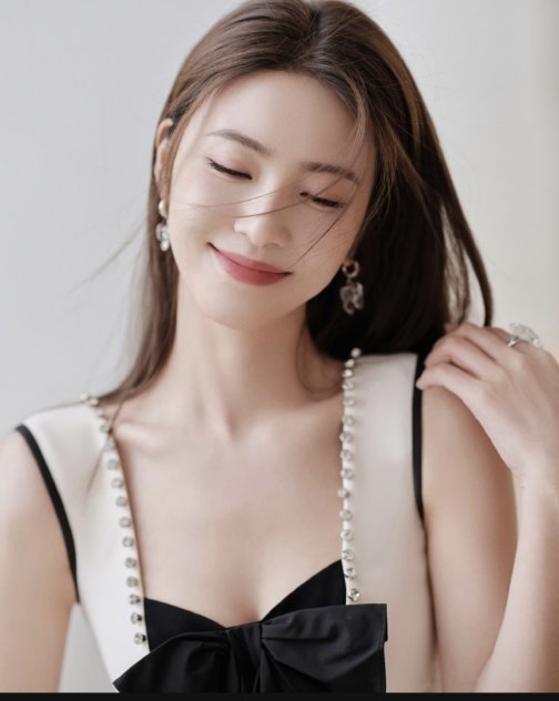 Incalls/outcalls pretty asian latina shower💦 open late ⏰
